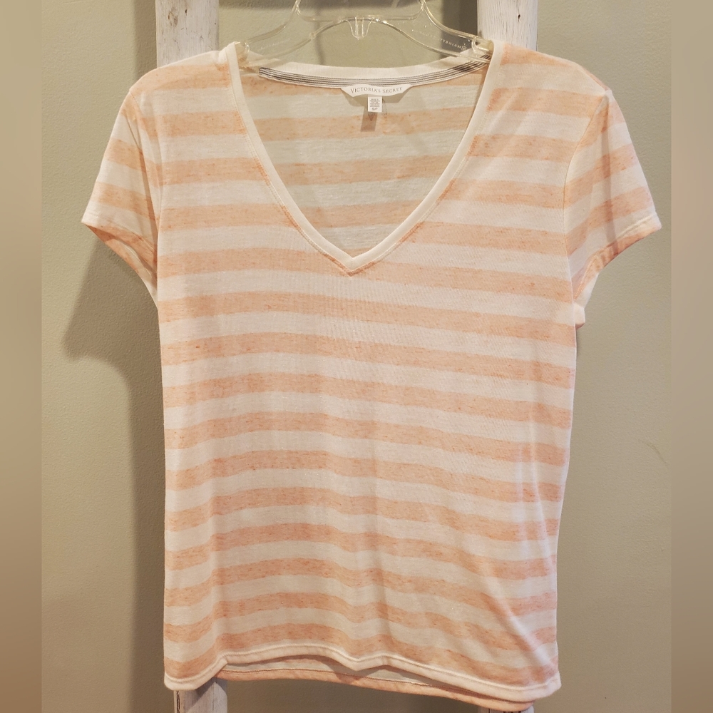 Victoria's Secret V-neck T-shirt in peach and white stripes. Small
